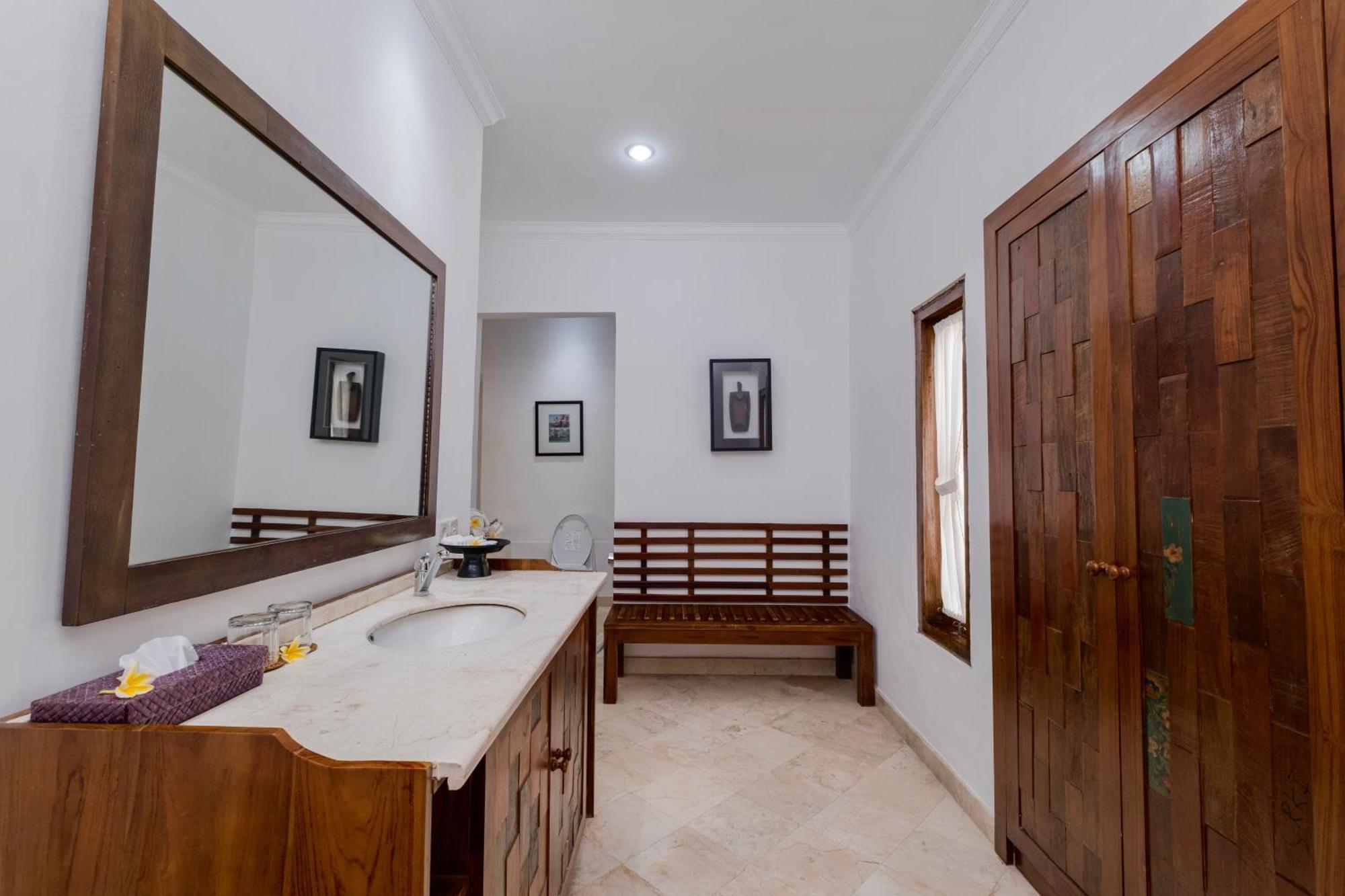 Вилла Alam Bidadari Seminyak Экстерьер фото